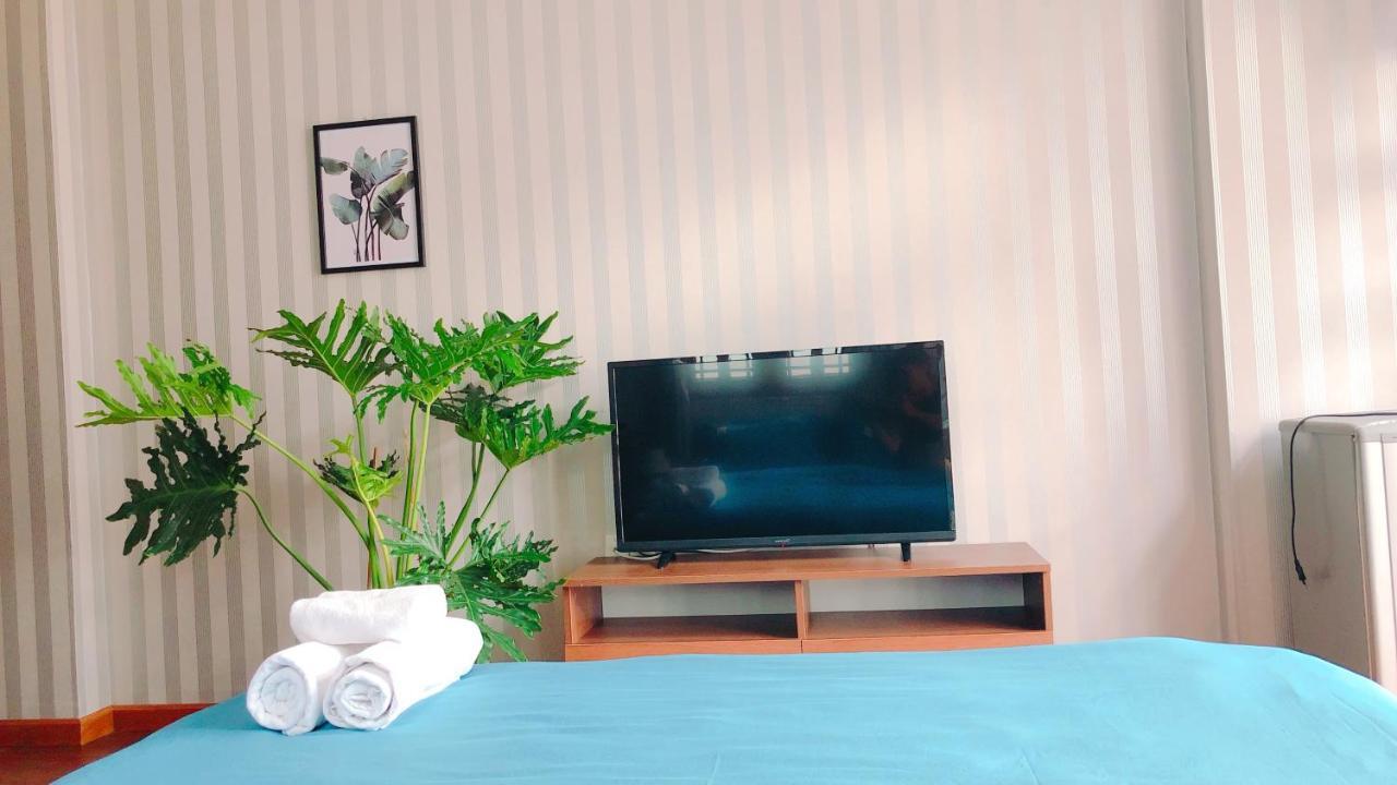 The Messy Room Ho Chi Minh City Exterior photo